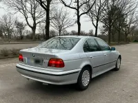 Gebraucht BMW 525 143 PS (105 kW) 1999 Silber Limousine