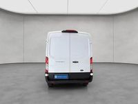 Gebraucht Ford Transit Trend 131 PS (96 kW) 2023 Weiß Pickup