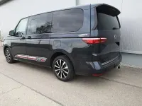 Neu VW Multivan Comfortline 180 PS (132 kW) 2026 Starlightblau metallic Van / Kleinbus