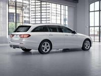 Gebraucht Mercedes E250 211 PS (155 kW) 2016 Unilack polarweiß Kombi