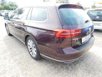 Gebraucht VW Passat Highline 220 PS (161 kW) 2015 Rot metallic Kombi