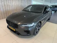 Gebraucht Volvo S60 R-Design 253 PS (186 kW) 2022 Grau Limousine