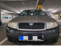 Gebraucht Skoda Fabia Ambiente 75 PS (55 kW) 2005 Beige Limousine