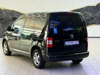 Gebraucht VW Caddy 105 PS (77 kW) 2014 Schwarz Van / Kleinbus