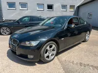 Gebraucht BMW 325 Sport Line 218 PS (160 kW) 2007 Schwarz Coupé