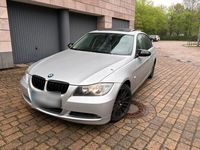 Gebraucht BMW 320 150 PS (110 kW) 2005 Silber Limousine