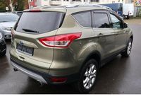 Gebraucht Ford Kuga Titanium 140 PS (102 kW) 2013 Grün SUV