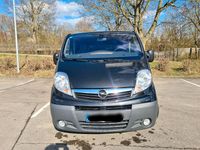 Gebraucht Opel Vivaro 114 PS (83 kW) 2015 Schwarz Van / Kleinbus