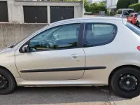 Gebraucht Peugeot 206 Filou 75 PS (55 kW) 2005 Silber Kleinwagen