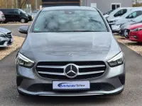 Gebraucht Mercedes B200 150 PS (110 kW) 2019 Mountaingrau Kleinwagen