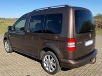 Gebraucht VW Caddy Highline 140 PS (102 kW) 2011 Braun Van / Kleinbus