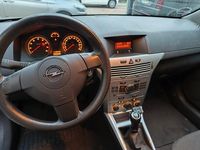 Gebraucht Opel Astra GTC Selection 90 PS (66 kW) 2009 Weiß Coupé