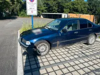 Gebraucht BMW 318 118 PS (86 kW) 1992 Blau Limousine