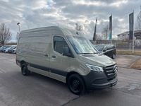 Gebraucht Mercedes Sprinter 170 PS (125 kW) 2025 Moosgrau Van