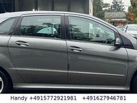 Gebraucht Mercedes B180 109 PS (80 kW) 2008 Mountaingrau Van / Kleinbus