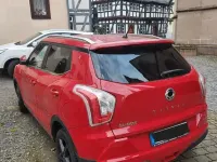 Gebraucht SsangYong Tivoli 128 PS (94 kW) 2015 Rot SUV