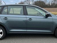 Gebraucht Skoda Rapid 90 PS (66 kW) 2016 Grau Kleinwagen