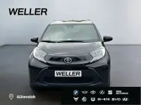 Gebraucht Toyota Aygo 72 PS (52 kW) 2024 Night time black (schwarz) Kleinwagen
