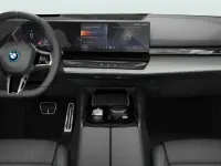 Gebraucht BMW 550e Comfort Edition 489 PS (359 kW) 2025 Grün Kombi