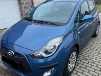 Gebraucht Hyundai ix20 Trend 90 PS (66 kW) 2016 Blau Kleinwagen