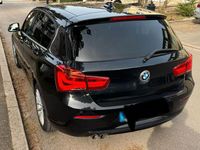 Gebraucht BMW 120 Sport Line 190 PS (139 kW) 2016 Schwarz Kleinwagen