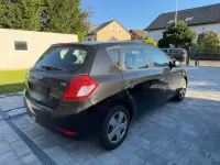 Używany Kia Ceed 116 KM (85 kW) 2011 Czarny Hatchback