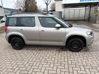 Gebraucht Skoda Yeti 105 PS (77 kW) 2015 Silber SUV