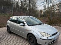 Second-hand Ford Focus 100 CP (73 kW) 2003 Argintiu Berlinǎ