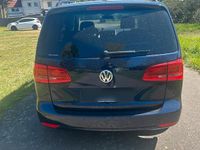 Gebraucht VW Touran 140 PS (102 kW) 2014 Blau Van / Kleinbus