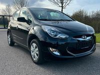 Gebraucht Hyundai ix20 90 PS (66 kW) 2015 Schwarz Kleinwagen