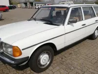 Gebraucht Mercedes 240 72 PS (52 kW) 1984 Weiß Kombi