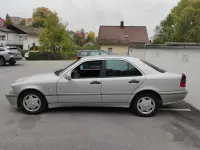 Gebraucht Mercedes C180 122 PS (89 kW) 2000 Grau Limousine