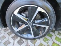 Gebraucht Opel Astra Elegance 131 PS (96 kW) 2023 Diamant schwarz/karbon schwarz Kleinwagen