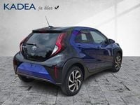 Neu Toyota Aygo 72 PS (52 kW) 2025 Juniper blue (8y8)/ black mica Kleinwagen