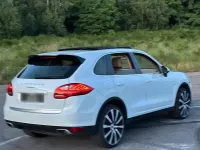 Gebraucht Porsche Cayenne 245 PS (180 kW) 2013 Weiß SUV