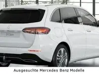 Gebraucht Mercedes E250 Progressive 218 PS (160 kW) 2025 Weiß Limousine