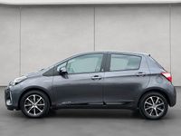 Gebraucht Toyota Yaris Hybrid Team 100 PS (73 kW) 2019 Grau Limousine