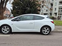 Gebraucht Opel Astra 131 PS (96 kW) 2013 Weiß Limousine