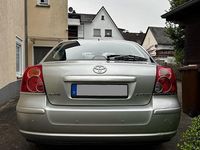 Gebraucht Toyota Avensis Executive 163 PS (119 kW) 2006 Silber Limousine