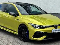Gebraucht VW Golf VIII Edition 333 PS (244 kW) 2024 Limonengelb Limousine