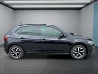 Gebraucht VW Polo Life 110 PS (80 kW) 2023 Schwarz Kleinwagen