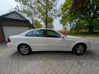 Gebraucht Mercedes E230 204 PS (150 kW) 2007 Weiß Limousine