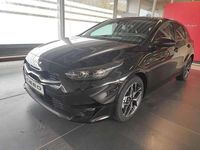 Neu Kia Ceed Platinum 140 PS (102 kW) 2025 Schwarz Kleinwagen
