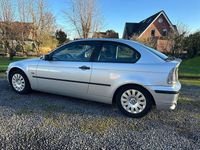 Gebraucht BMW 316 116 PS (85 kW) 2002 Silber Coupé