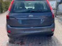 Gebraucht Ford Fiesta Ambiente 80 PS (58 kW) 2008 Blau Kleinwagen
