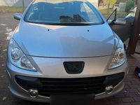 Gebraucht Peugeot 307 CC 140 PS (102 kW) 2008 Silber Cabrio