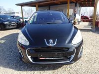 Gebraucht Peugeot 308 Allure 120 PS (88 kW) 2013 Schwarz Limousine