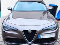 Gebraucht Alfa Romeo Giulia Super 179 PS (131 kW) 2017 Grau Limousine