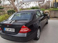 Gebraucht Mercedes 220 150 PS (110 kW) 2003 Schwarz Limousine
