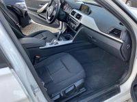 Gebraucht BMW 318 Performance 150 PS (110 kW) 2017 Weiß Limousine